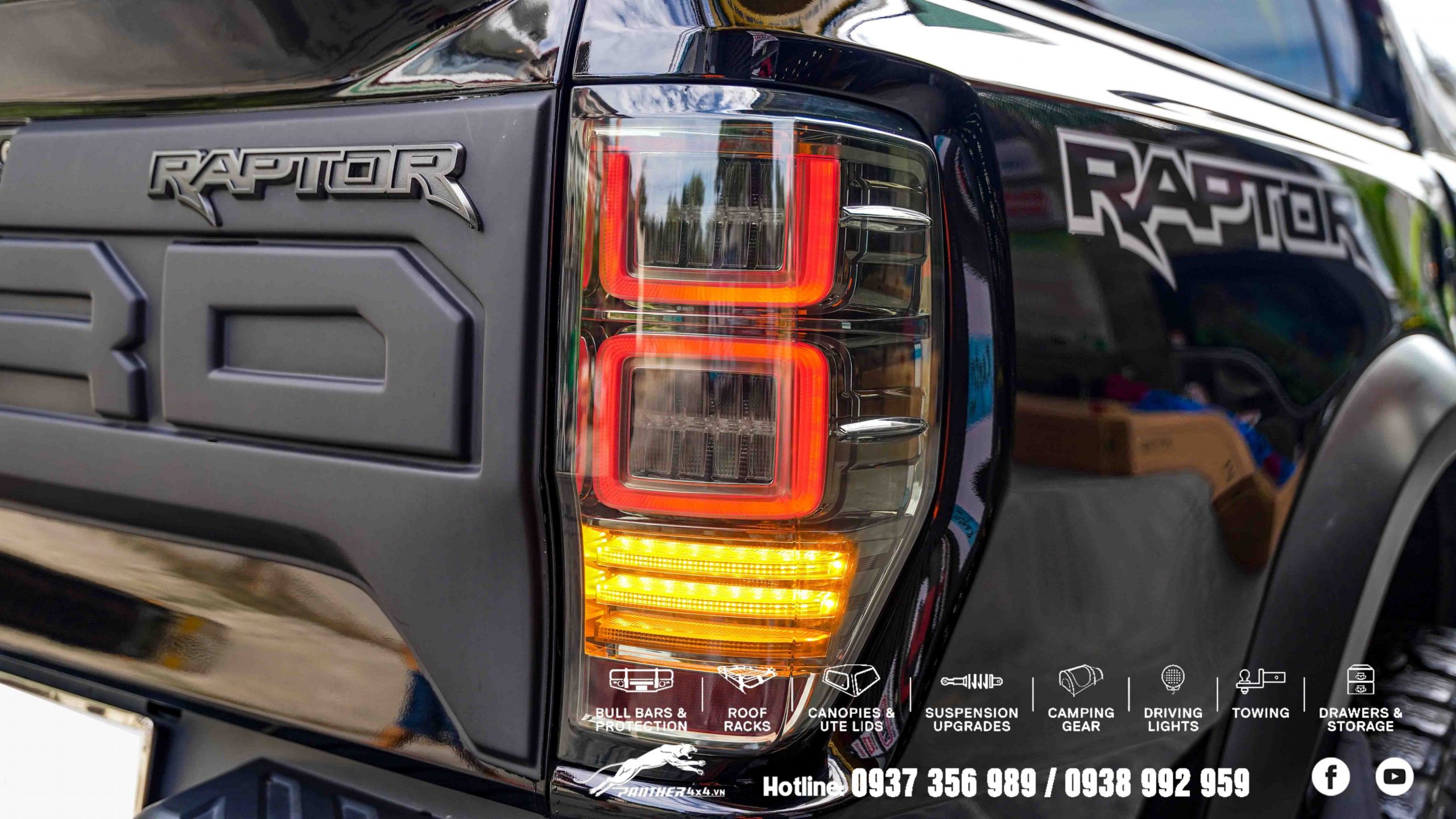 Cụm đèn hậu Ford Ranger kiểu Range Rover 2020