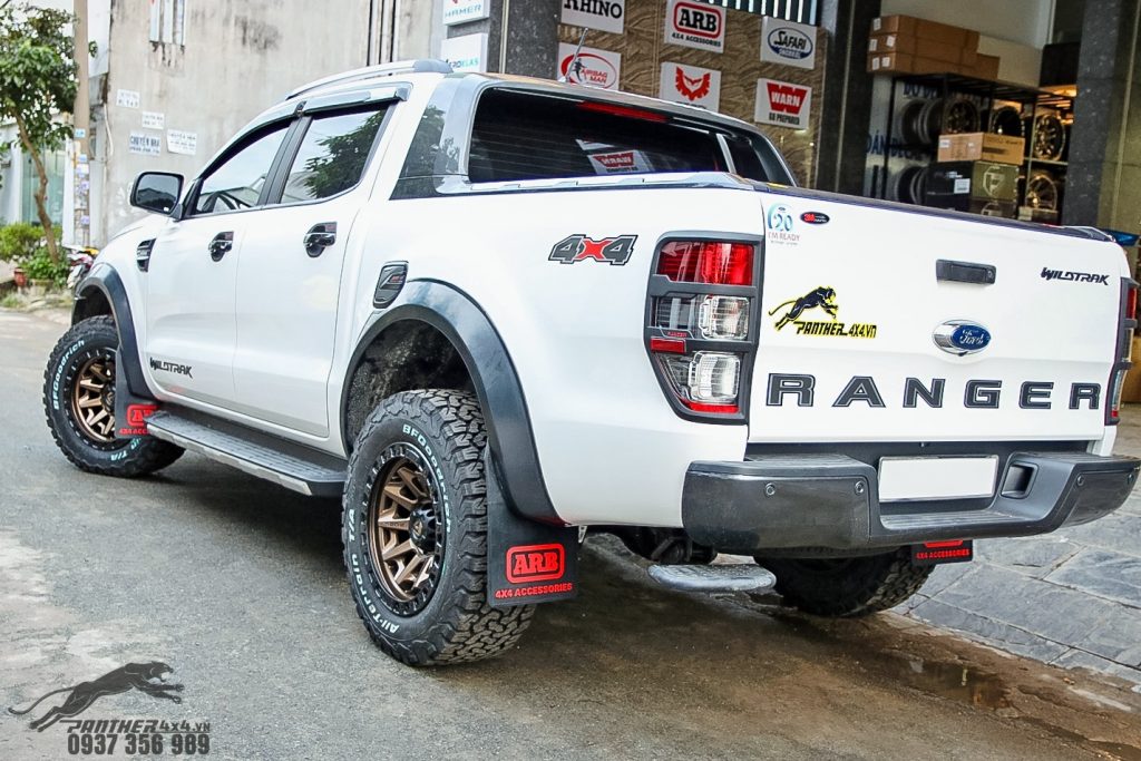 Bodykit Raptor 2019 cho bán tải Ford Ranger WildTrak