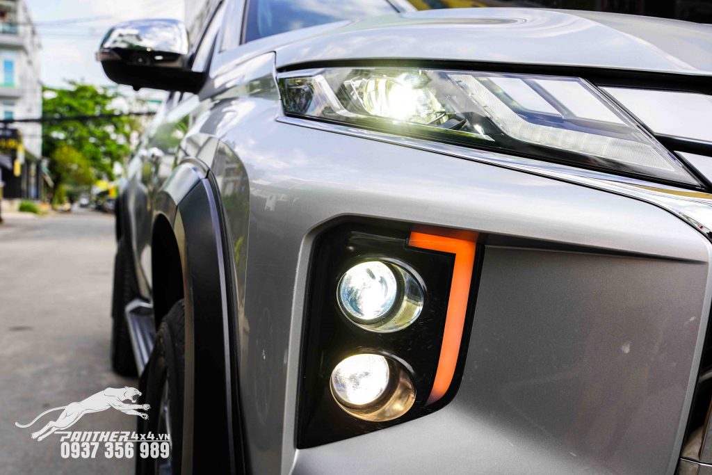  Mitsubishi Triton độ đèn bi LED giúp tăng sáng cho xe