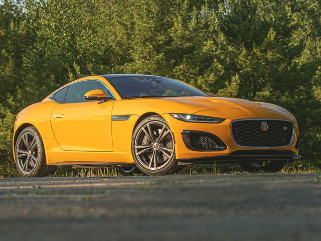 jaguar-f-type-coupe-2021-xe-the-thao-dam-chat-thoi-trang