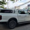 Nắp thùng cao có đèn cho Ford Ranger 2023