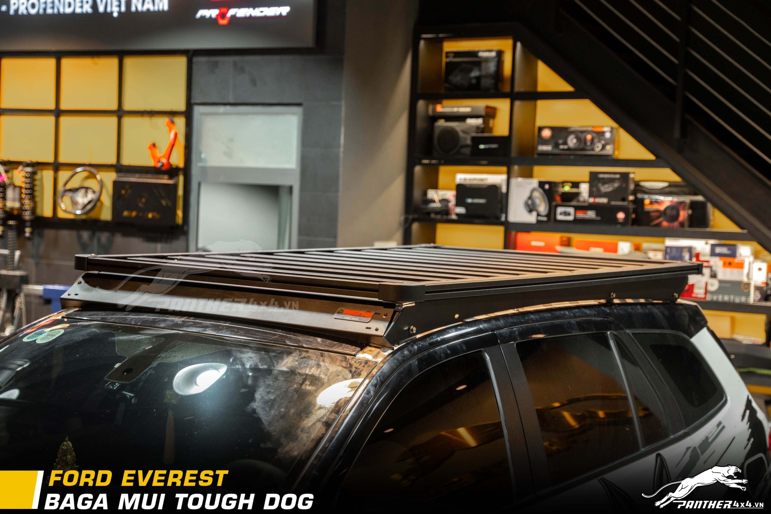 Baga mui Tough Dog cho xe SUV Ford Everest