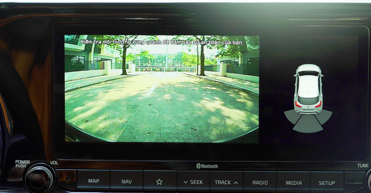 Camera 3 mắt Elliview Y5 Basic
