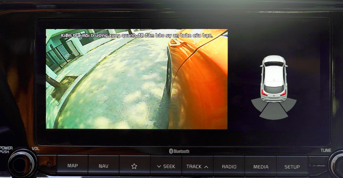Camera 3 mắt Elliview Y5 Basic